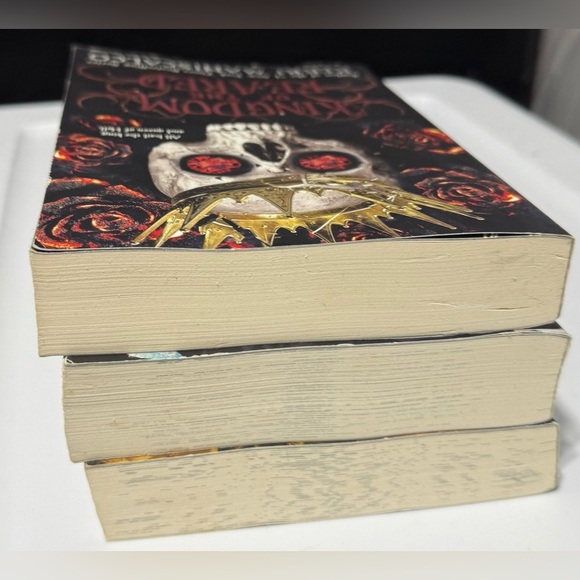 Kingdom of The Wicked 3 Book Bundle by Kerri Maniscalco. - Picture 6 of 6